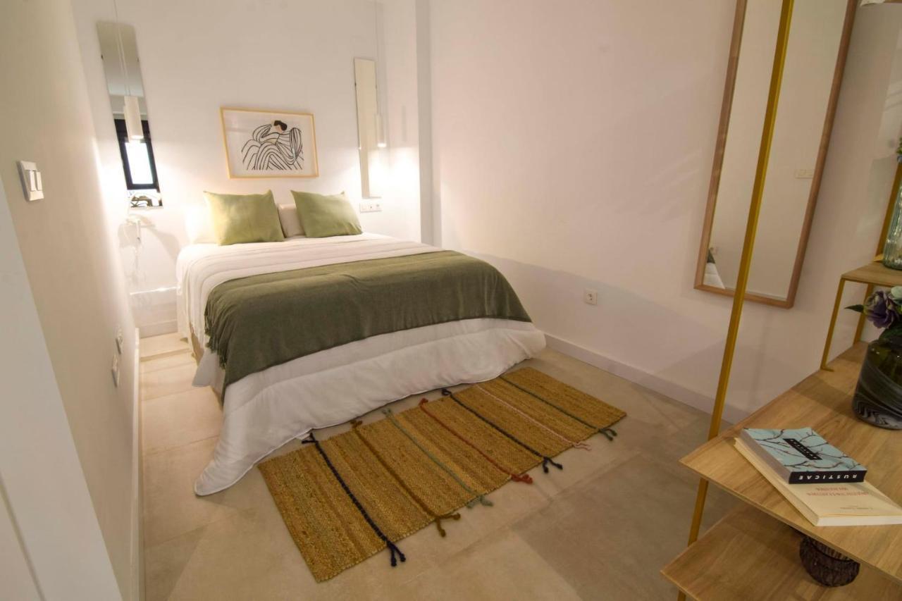 Estudios Ollerias By Sharingco Malaga Bagian luar foto